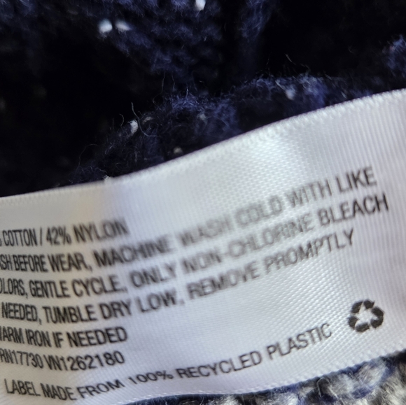 Cat & Jack Toddler Boys Navy and Burgundy Cable Knit Sweater Size 2T - Picture 5 of 5